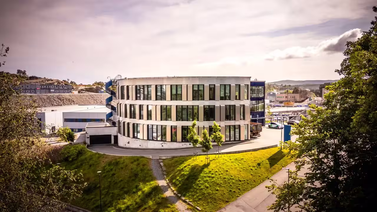 Sigba Eiendom – næringseiendom og ledige kontorlokaler i Knarrevik Næringspark på Sotra